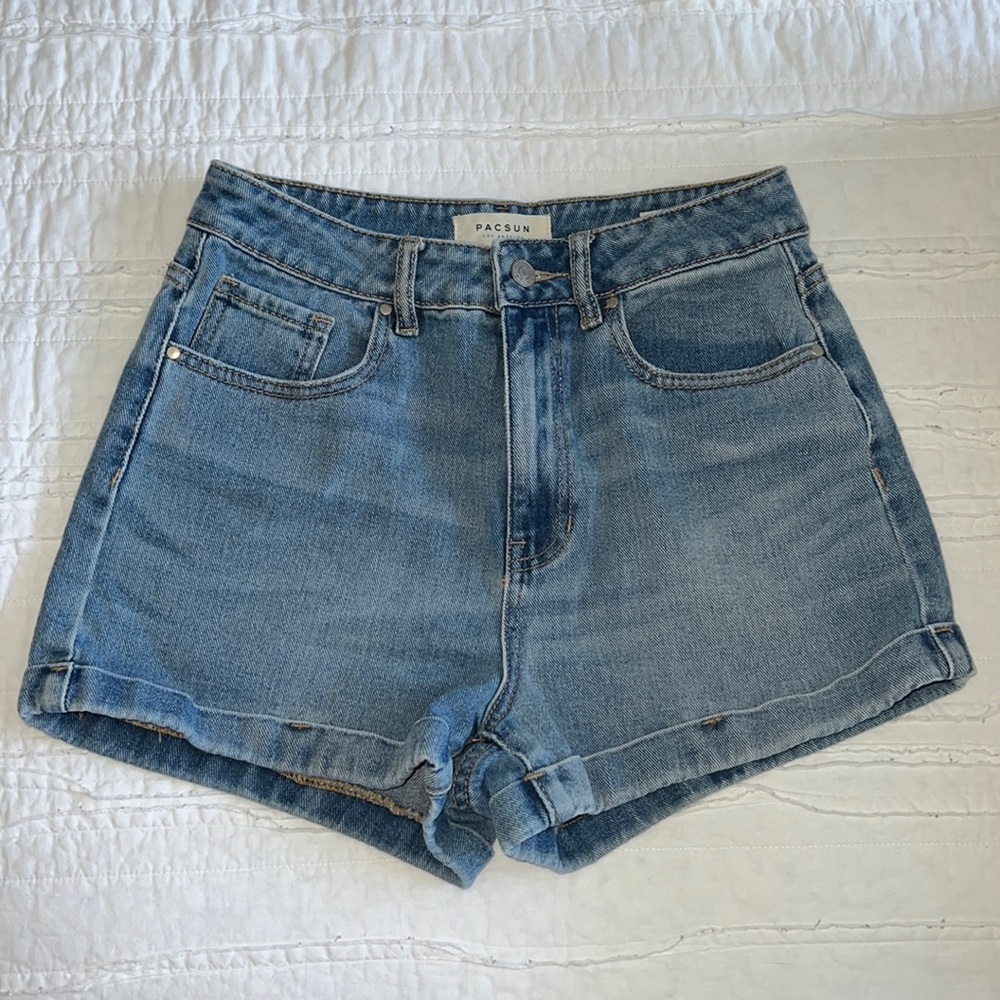 Pacsun High Waisted Mom Short